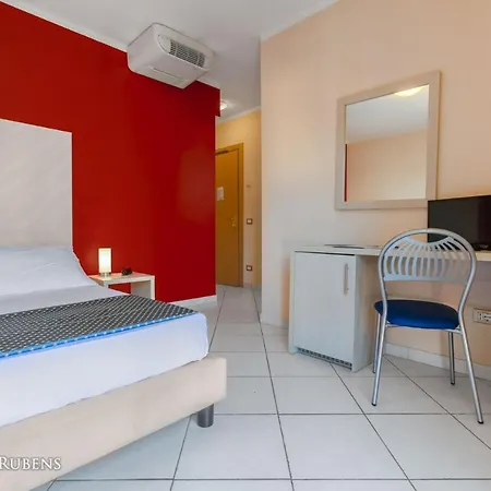 Rubens Hotel 3*