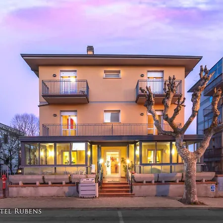 Rubens Hotel 3*