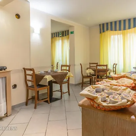 Hotel Rubens 3*