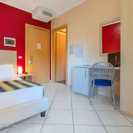 Rubens Hotel 3*